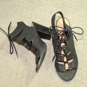 Diba Women's Size 8.5 Black Drawstring Strappy Chunky Heel Shoes